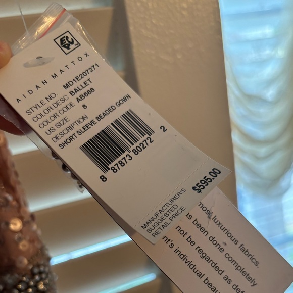 Aidan Mattox NWT sequence dress - Picture 8 of 9